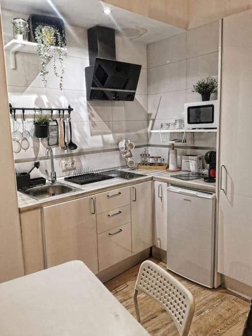 Apartamento A 2 Minutos De Plaza La Merced, Málaga Exteriör bild