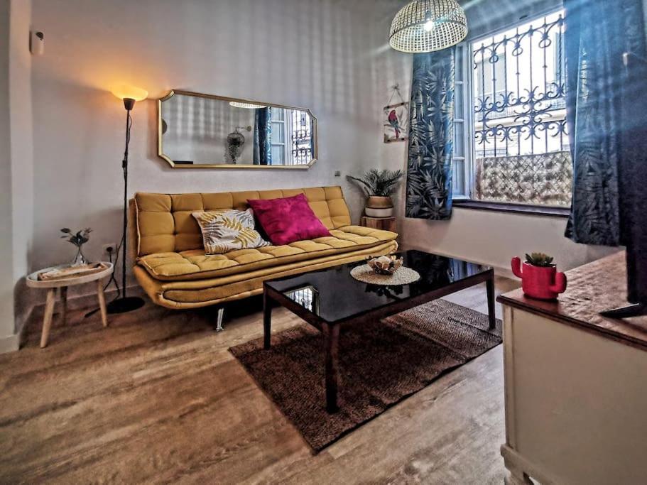 Apartamento A 2 Minutos De Plaza La Merced, Málaga Exteriör bild