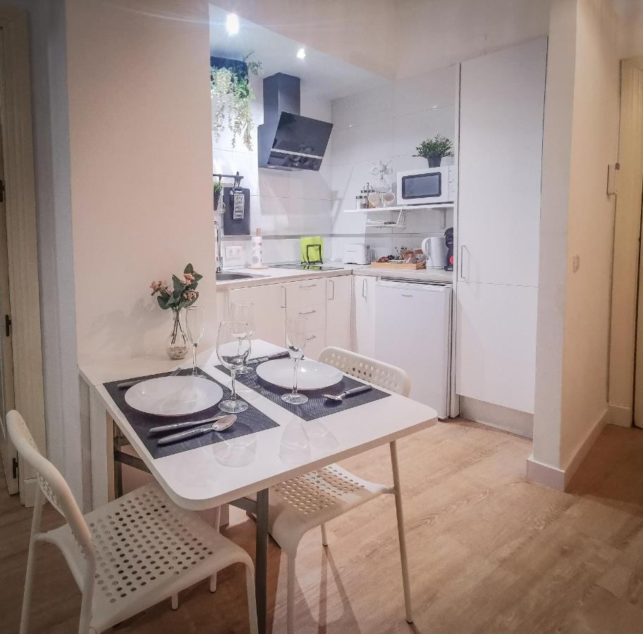 Apartamento A 2 Minutos De Plaza La Merced, Málaga Exteriör bild